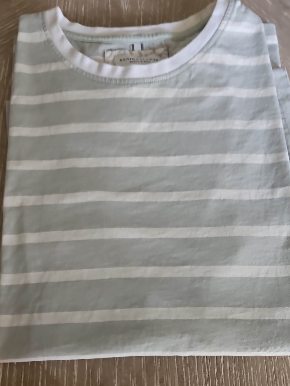 Denim & Flower Striped Short Sleeve Tee in Light Gray and White